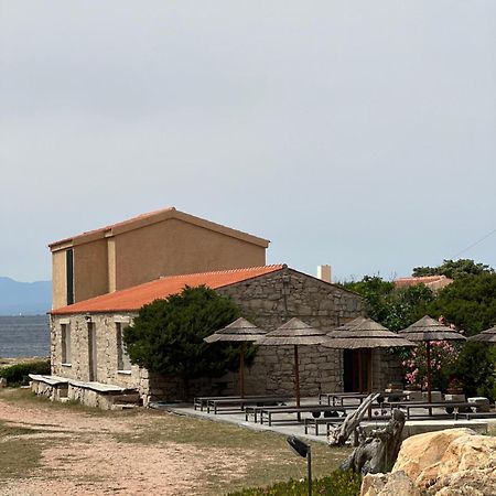 Appartamento Il Caracolo A Cala Francese Ла-Маддалена Экстерьер фото